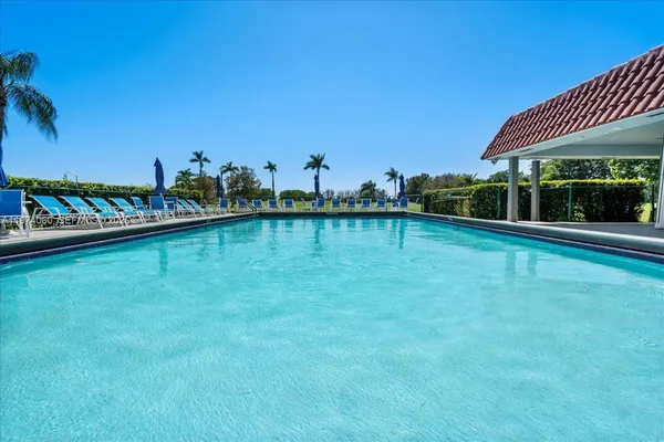 $2,500 | 811 South Hollybrook Drive, Unit 208, Pembroke Pines, FL 33025