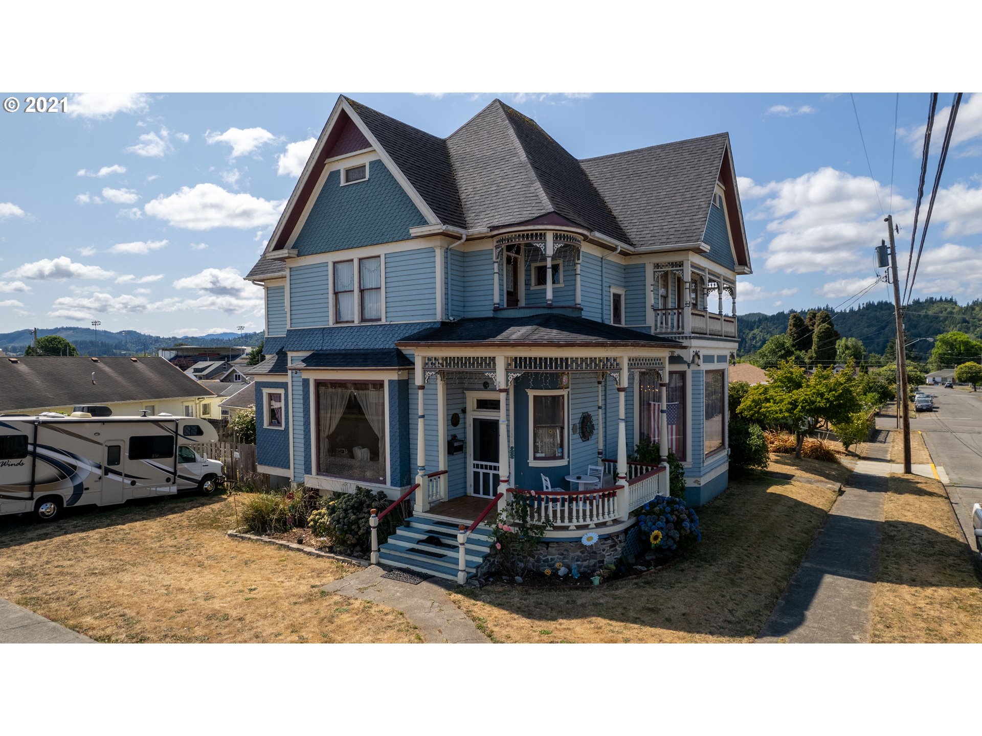 604 7th Street Myrtle Point, OR 97458 - Photo 2 of 21 Gallery Image 2