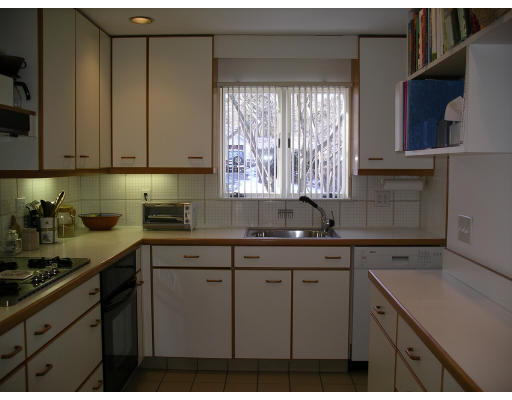 1 Riverdale Road Wellesley, MA 02481 - Photo 8 of 12