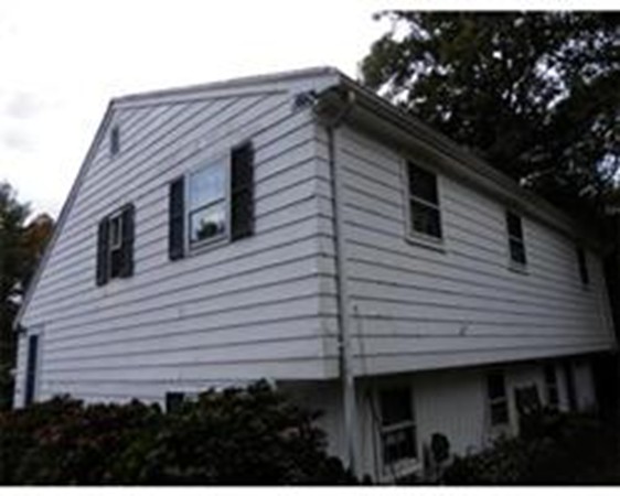 25 Quaker Road Carver, MA 02330 - Photo 1 of 4 Gallery Image 1