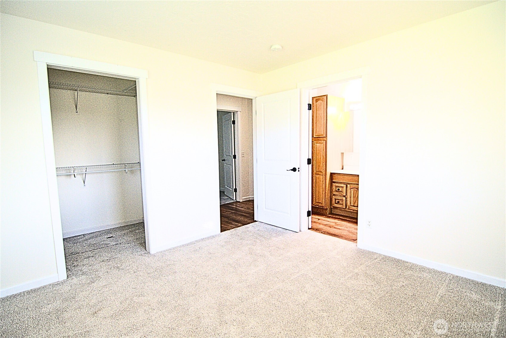 116 Taylor Road South Chehalis, WA 98532 - Photo 16 of 35 a view of a room with closet