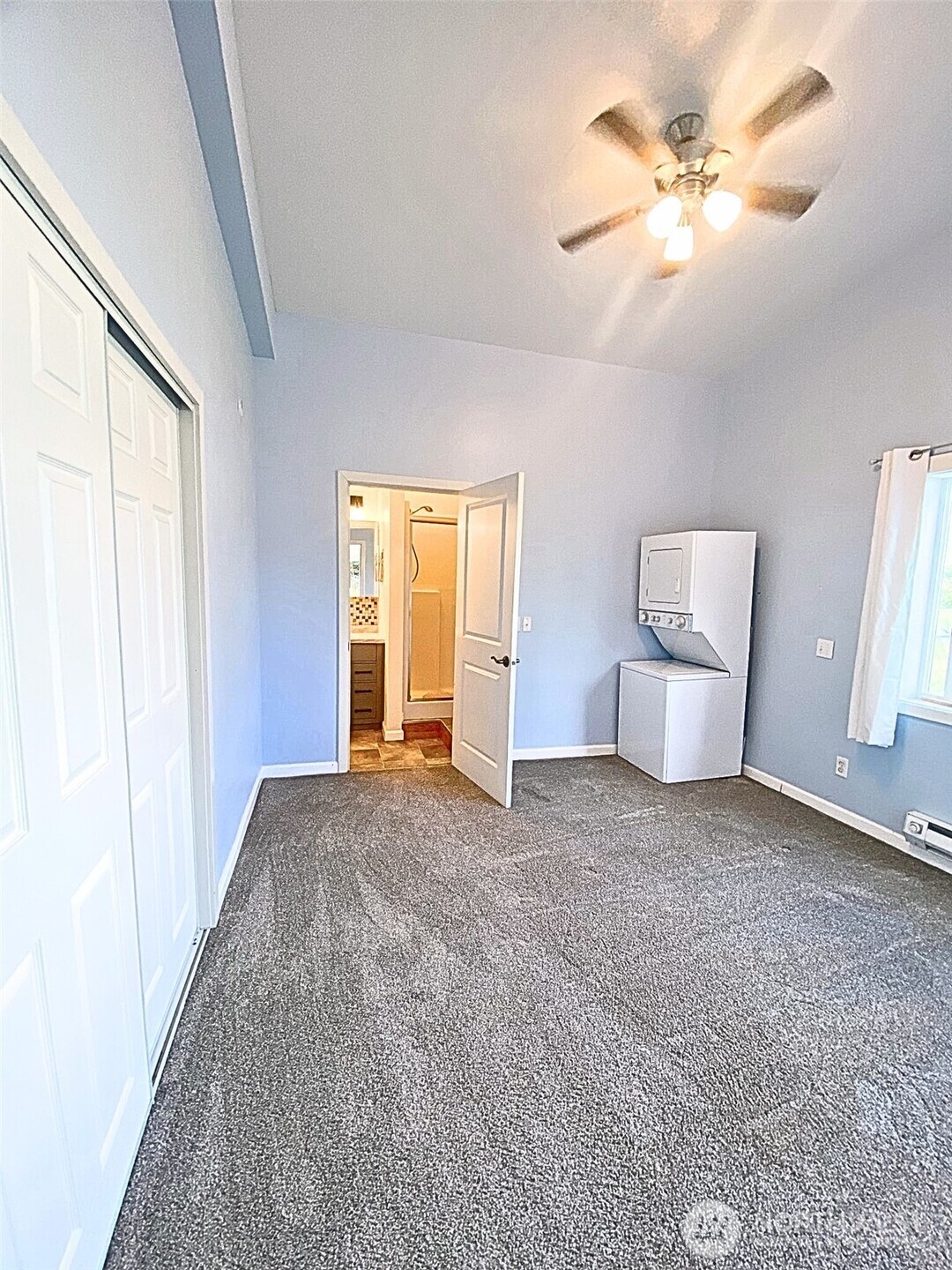 116 Taylor Road South Chehalis, WA 98532 - Photo 33 of 35 a view of room with a ceiling fan and a window