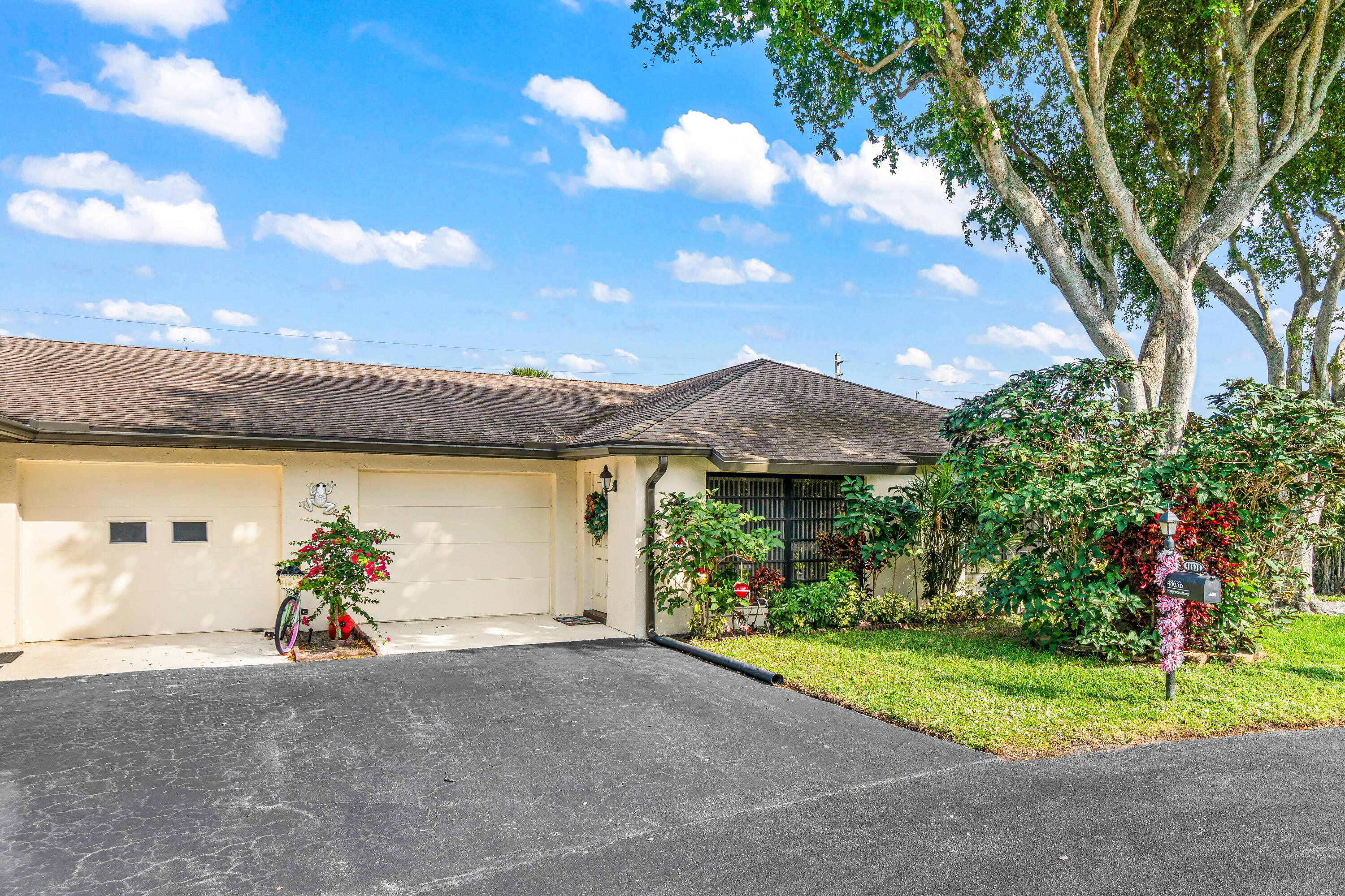 4863 Hawkwood Road, Unit B Boynton Beach, FL 33436 - Photo 1 of 16 FRONT OF VILLA