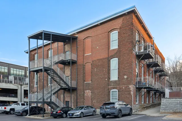 $360,000 | 1350 Rosa L Parks Boulevard, Unit 338, Nashville, TN 37208