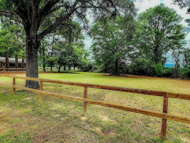 $200,000 | 6682 Cedarview Drive, Mabank, TX 75156
