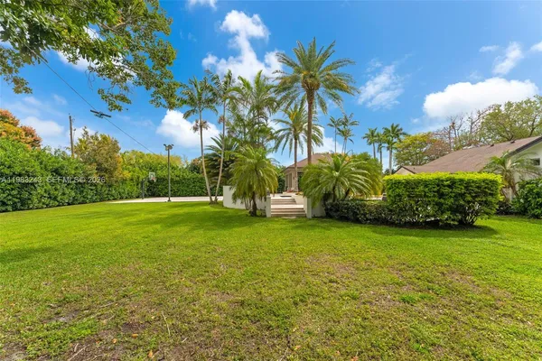 $3,599,999 | 8967 Southwest 117th Street, Miami, FL 33176