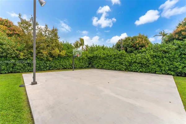 $3,599,999 | 8967 Southwest 117th Street, Miami, FL 33176