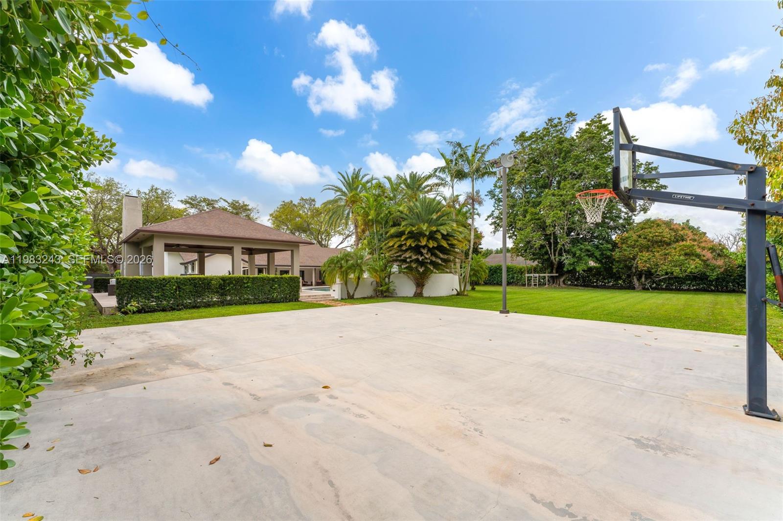 8967 Southwest 117th Street Miami, FL 33176 - Photo 56 of 87