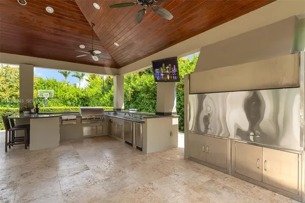 $3,599,999 | 8967 Southwest 117th Street, Miami, FL 33176