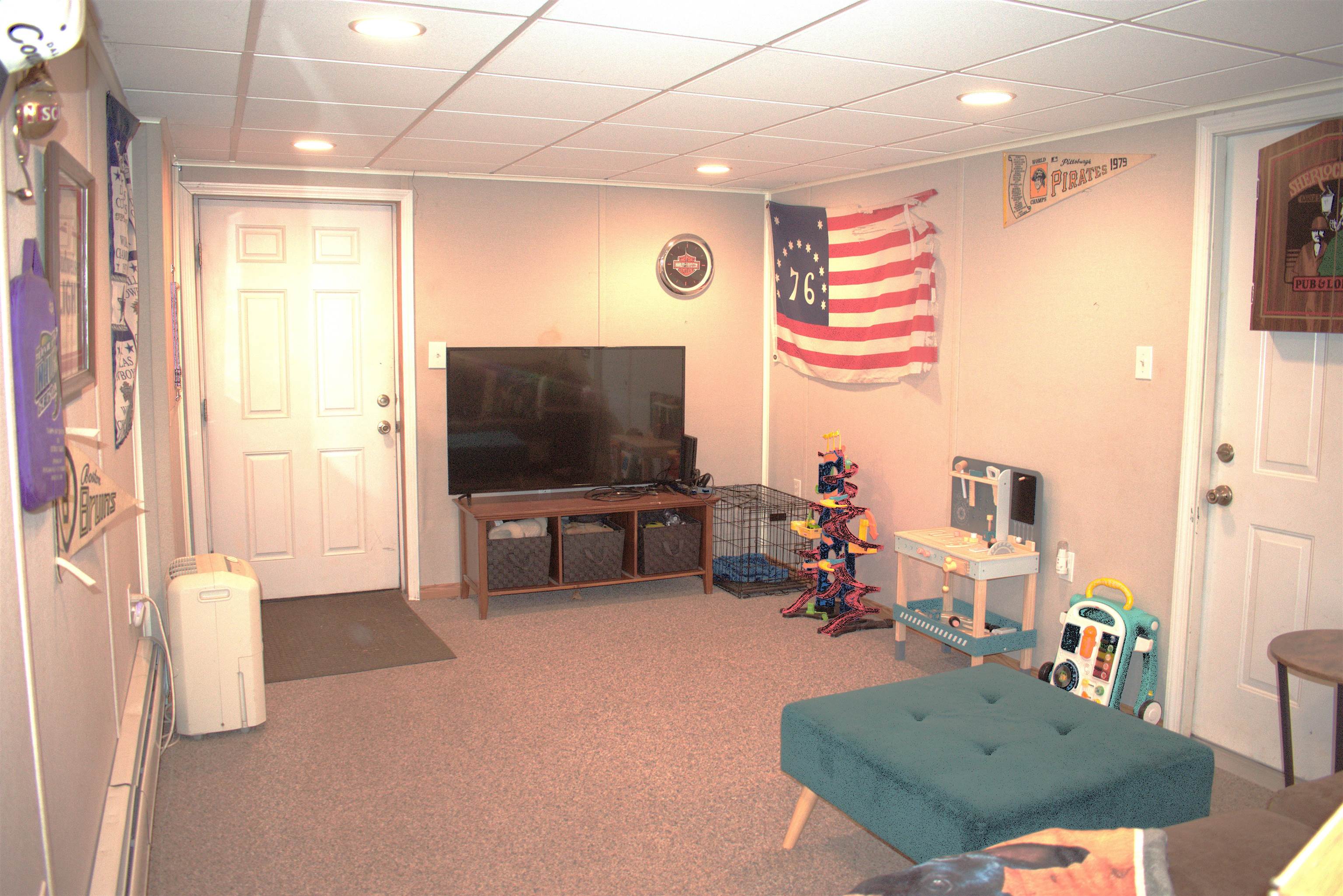 37 Sheldon Road Derry, NH 03038 - Photo 15 of 30