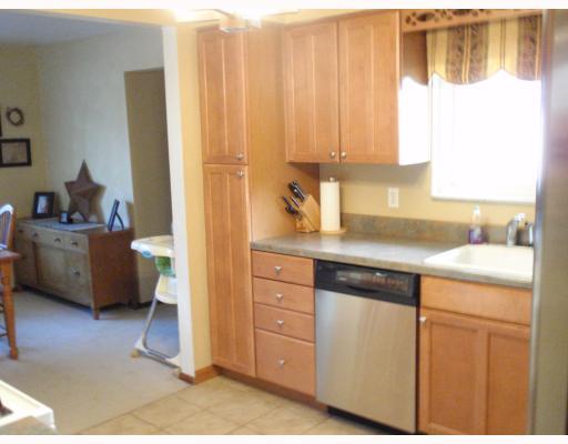 2407 Saunders Station Road Monroeville, PA 15146 - Photo 8 of 18 Kitchen.