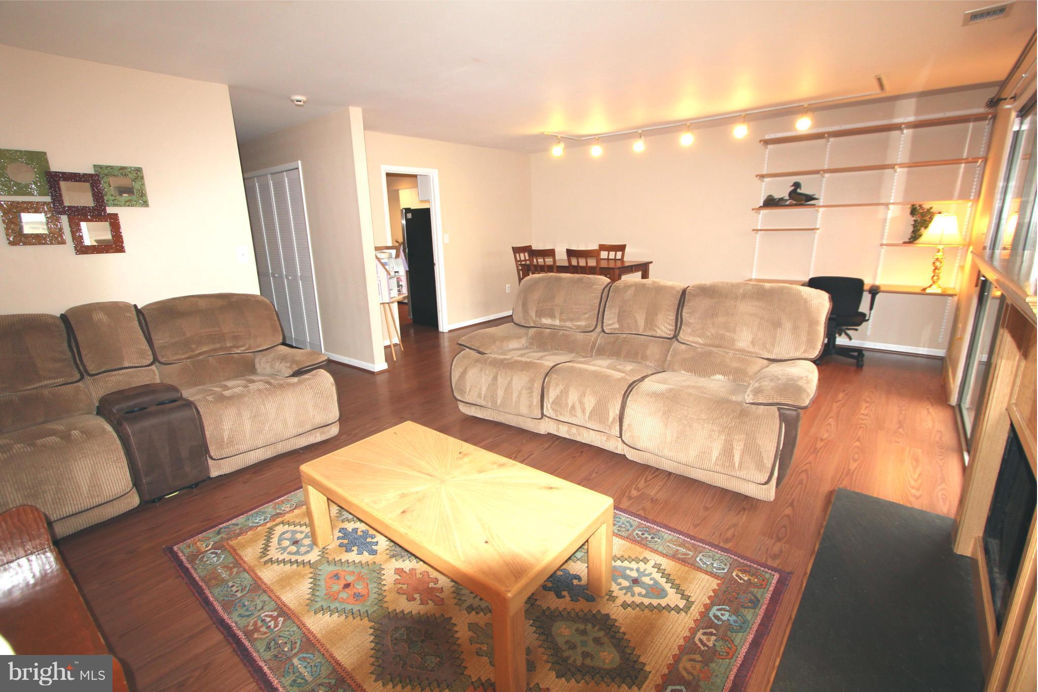 1937 Winterport Cluster Reston, VA 20191 - Photo 9 of 30 Family Room