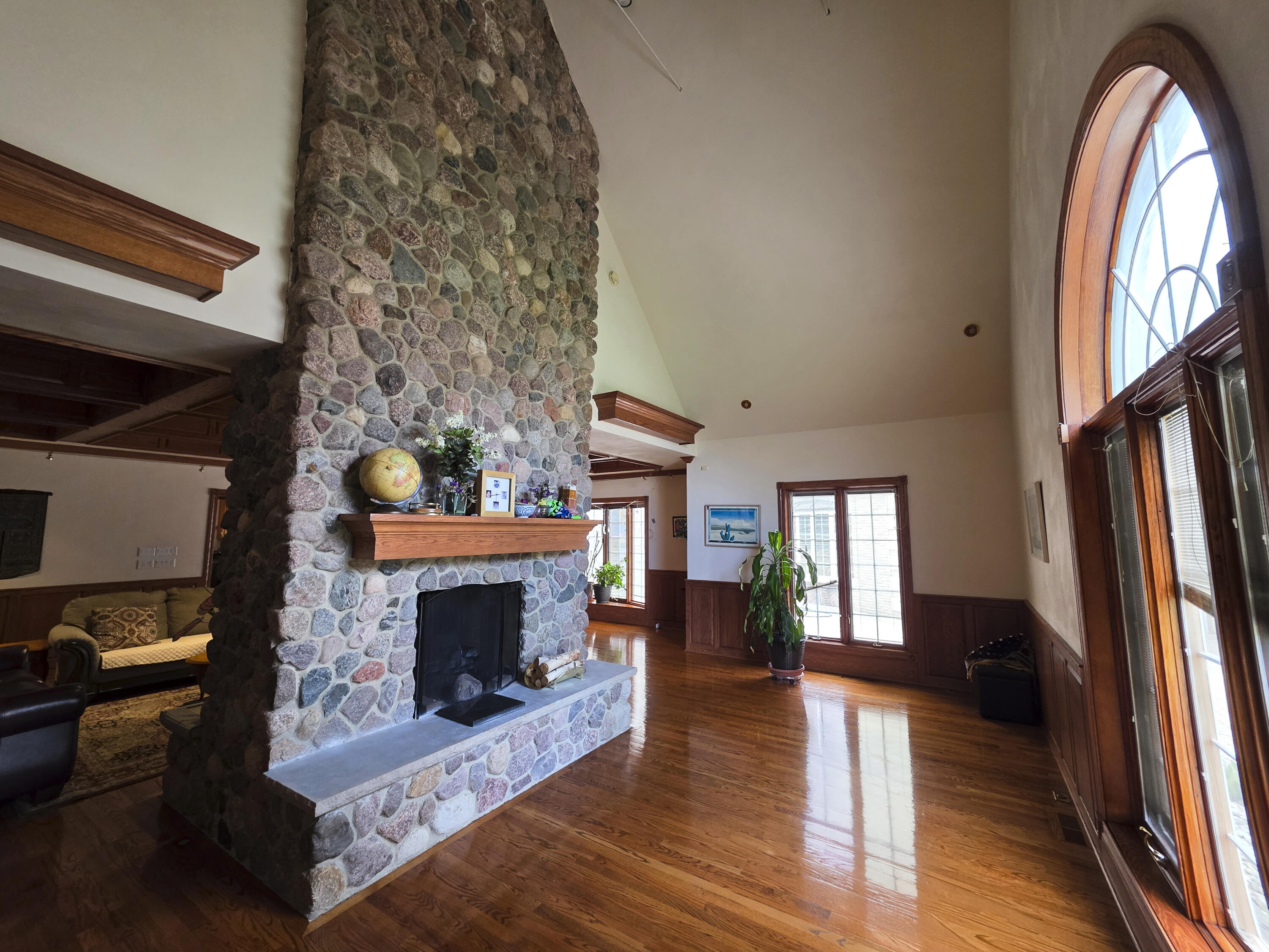 1000 Apache Court Fort Atkinson, WI 53538 - Photo 24 of 70 Apache Interior-5