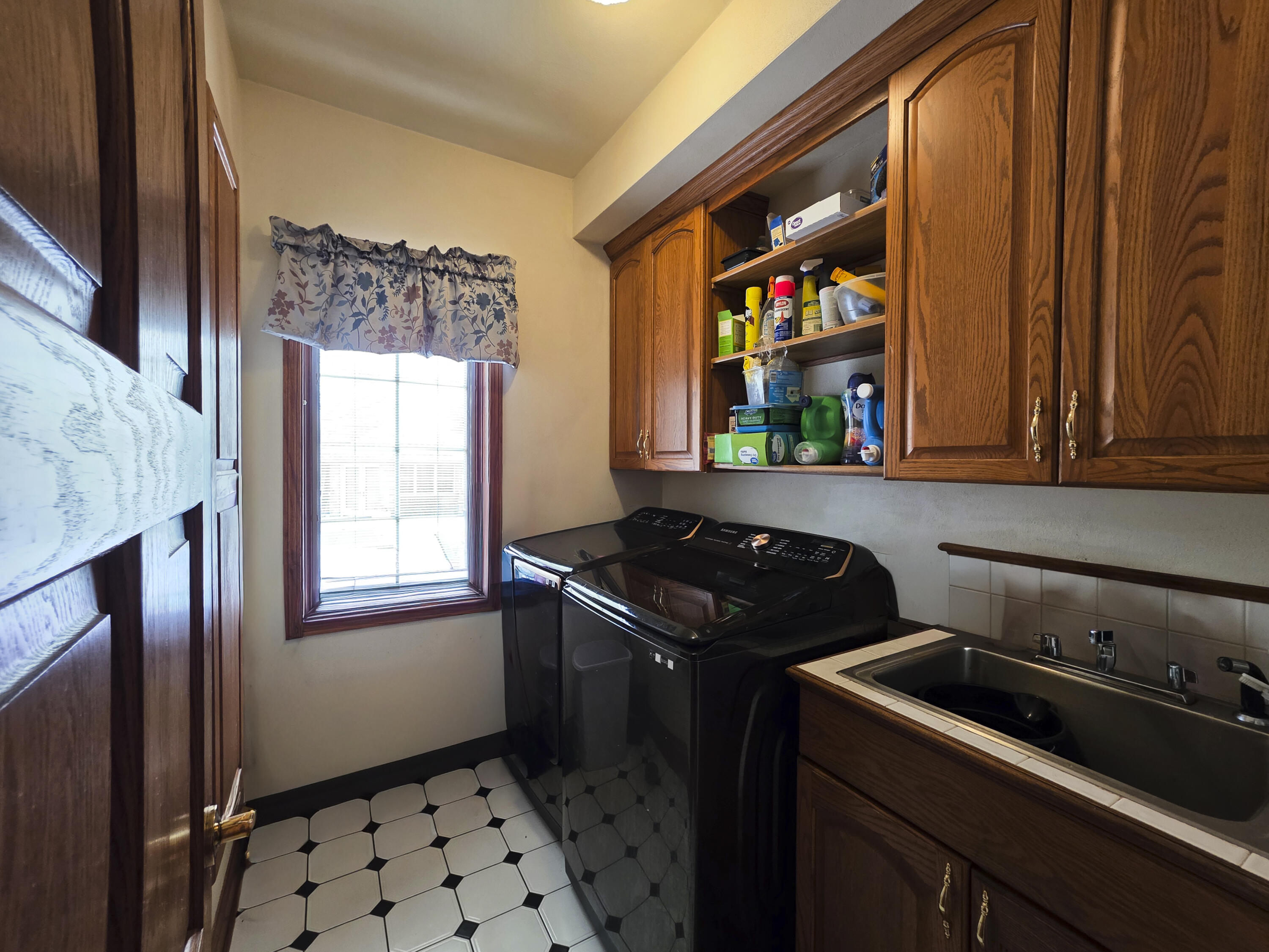 1000 Apache Court Fort Atkinson, WI 53538 - Photo 26 of 70 Apache Interior-7