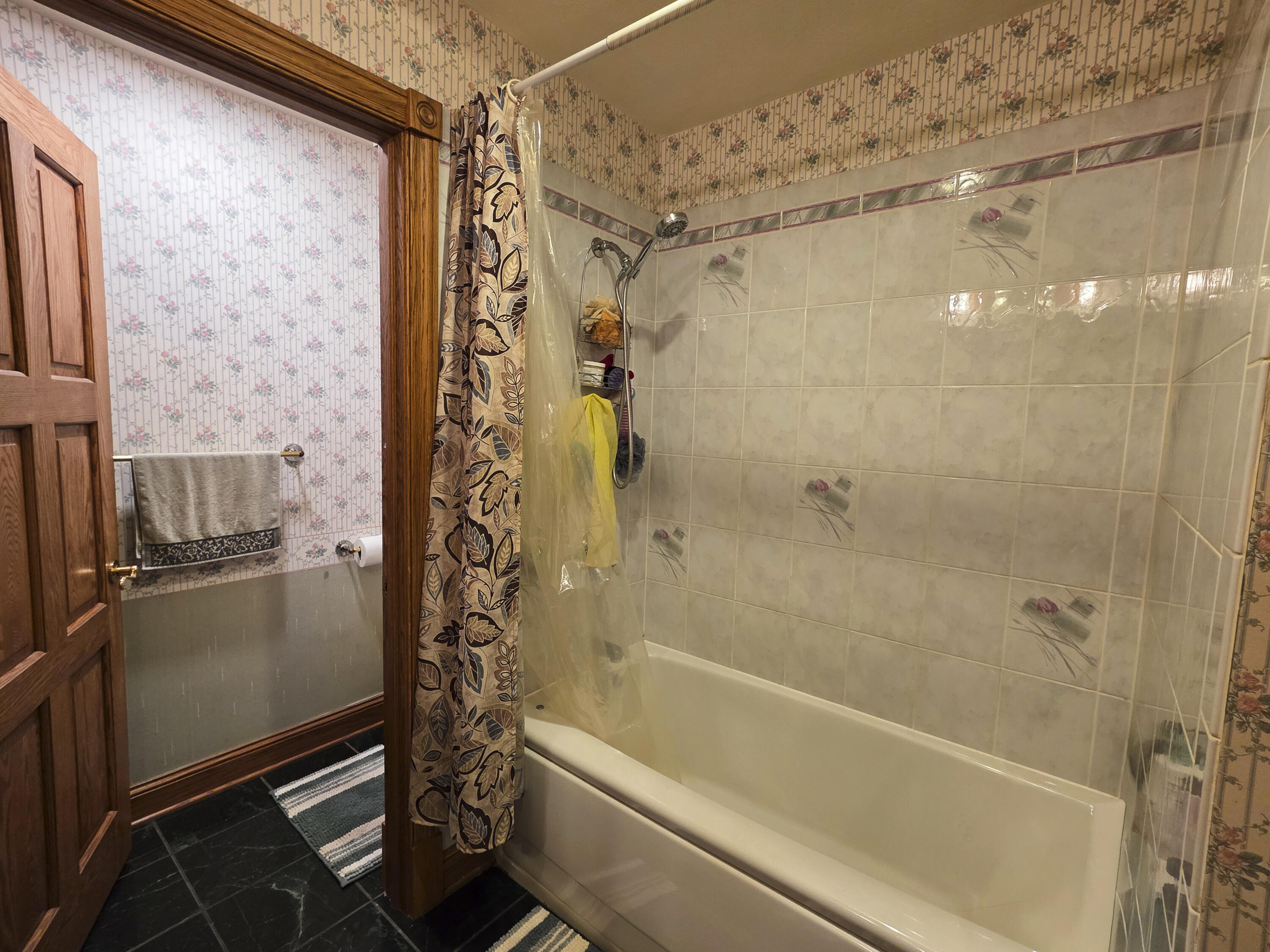 1000 Apache Court Fort Atkinson, WI 53538 - Photo 32 of 70 Apache Interior-27