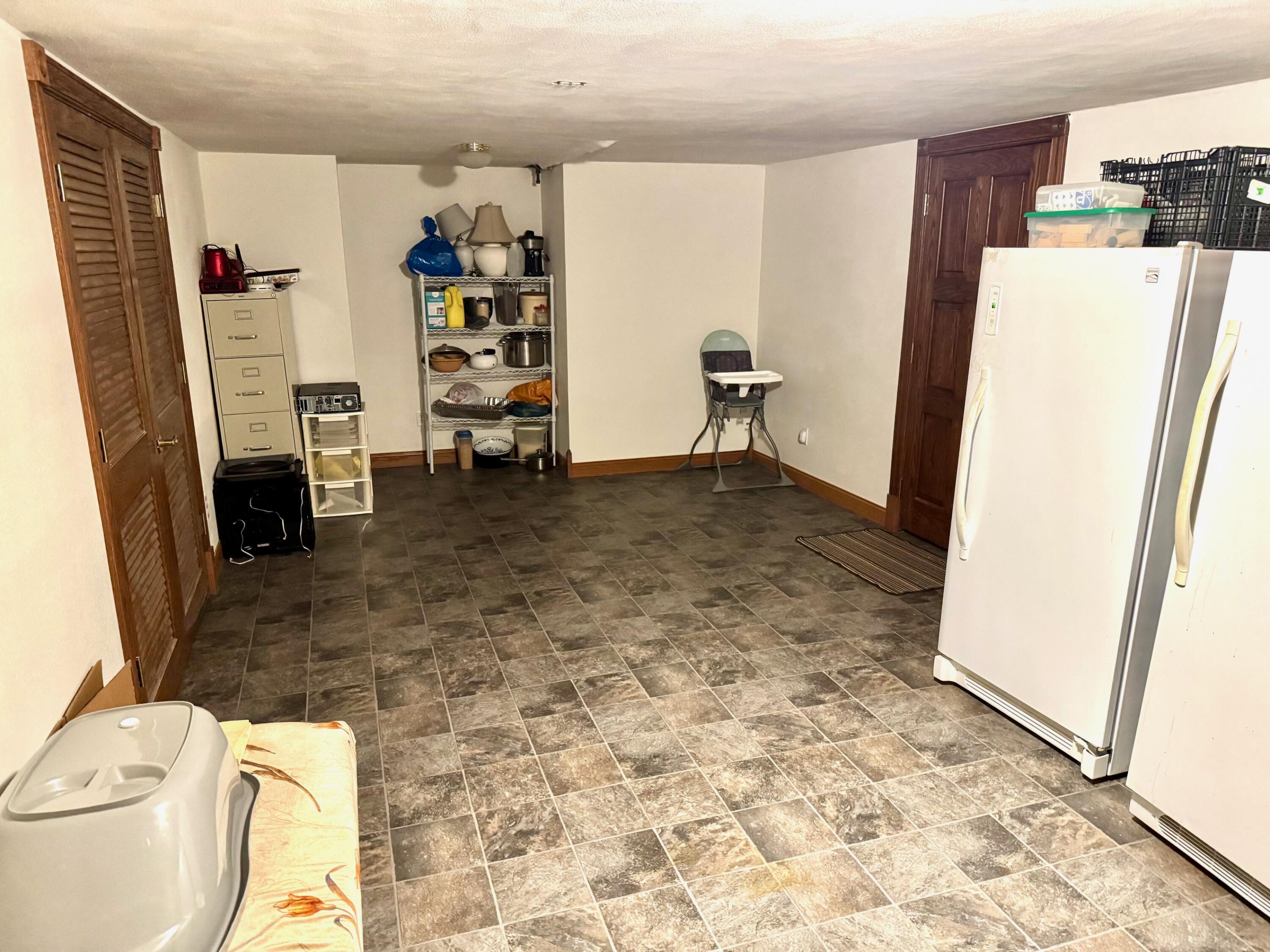 1000 Apache Court Fort Atkinson, WI 53538 - Photo 46 of 70 100 Apache Ct pic 7