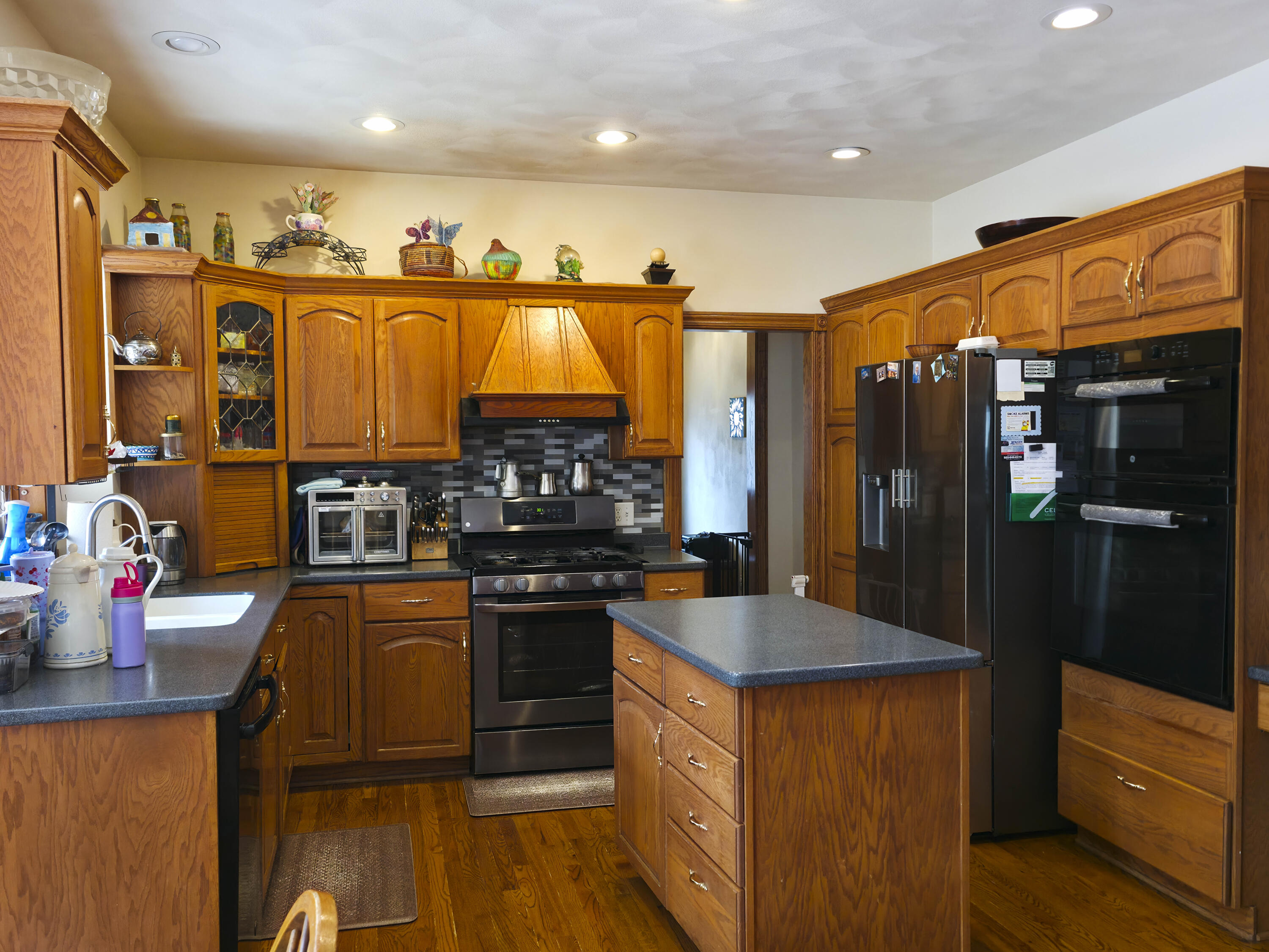 1000 Apache Court Fort Atkinson, WI 53538 - Photo 8 of 70 Apache Interior-8
