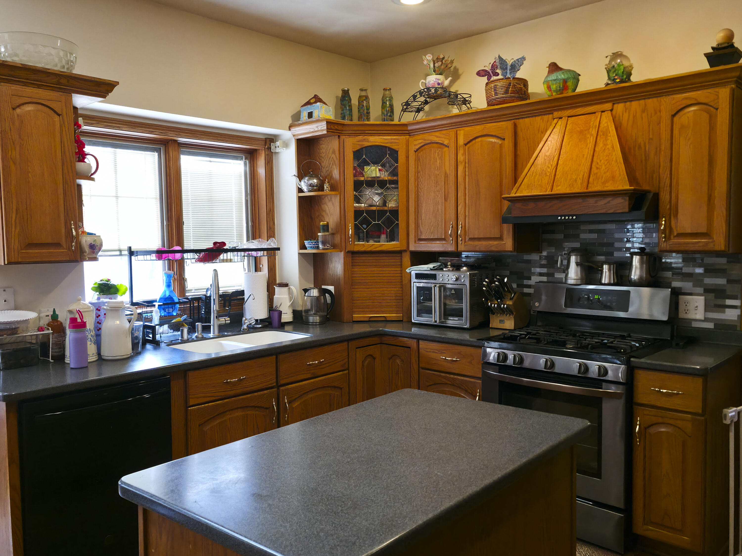1000 Apache Court Fort Atkinson, WI 53538 - Photo 9 of 70 Apache Interior-9