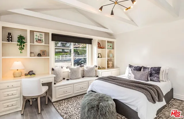 $6,455,000 | 5840 Round Meadow Road, Hidden Hills, CA 91302