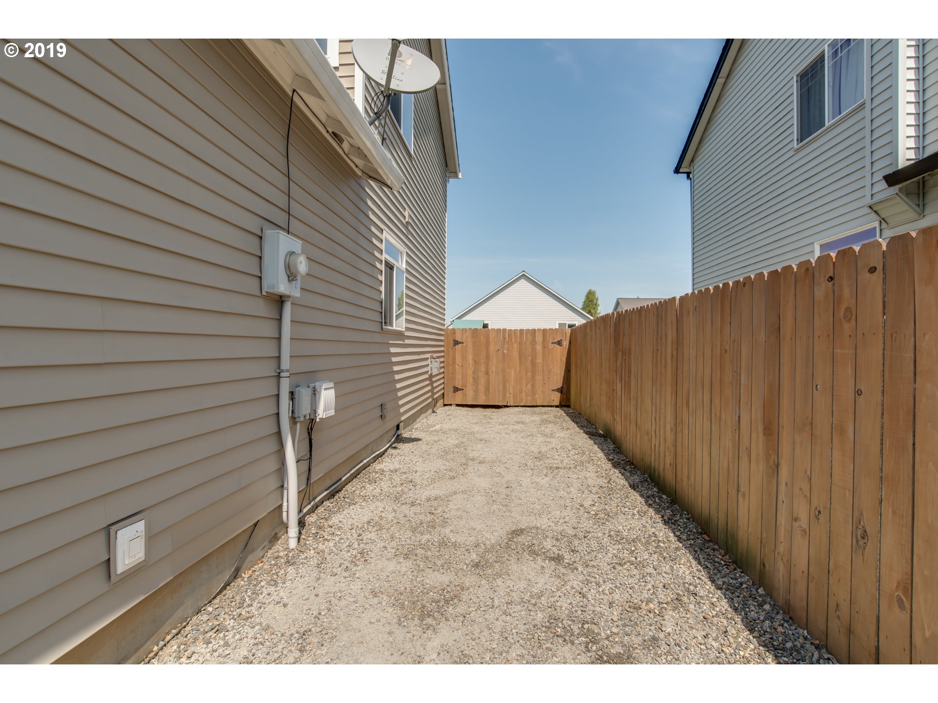2014 North Falcon Drive Ridgefield, WA 98642 - Photo 26 of 32 a view of a backyard