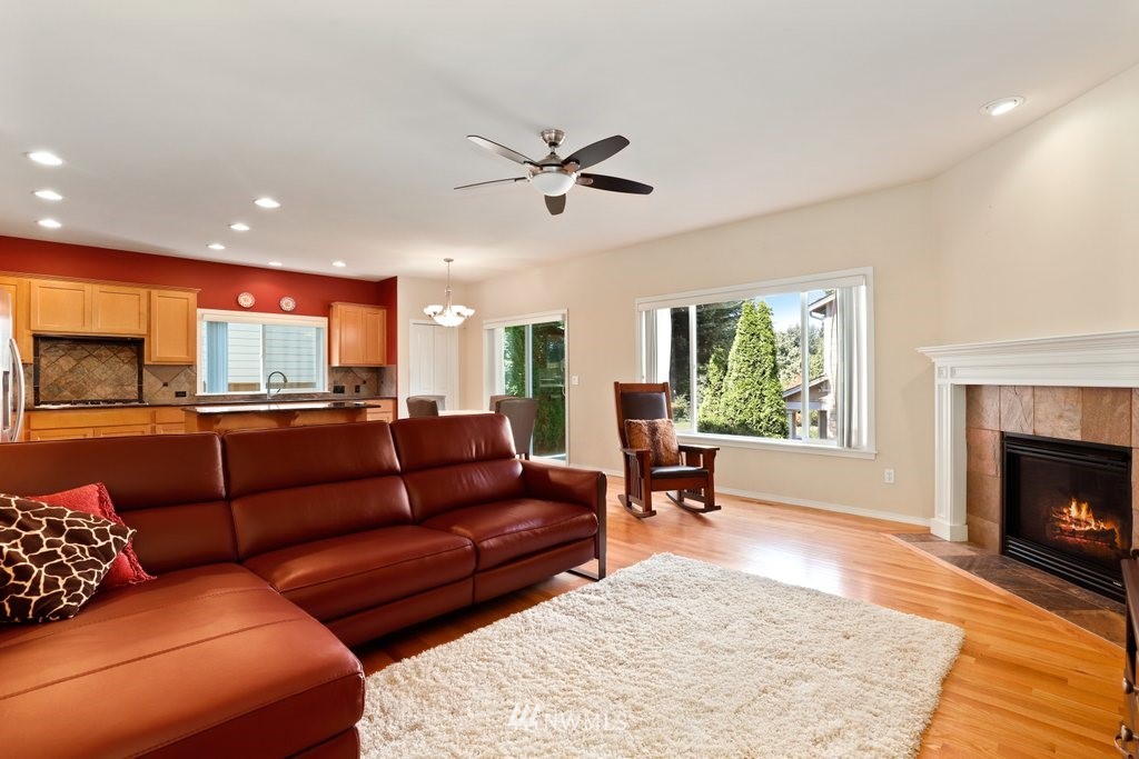 4107 220th Street Southeast Bothell, WA 98021 - Photo 12 of 39
