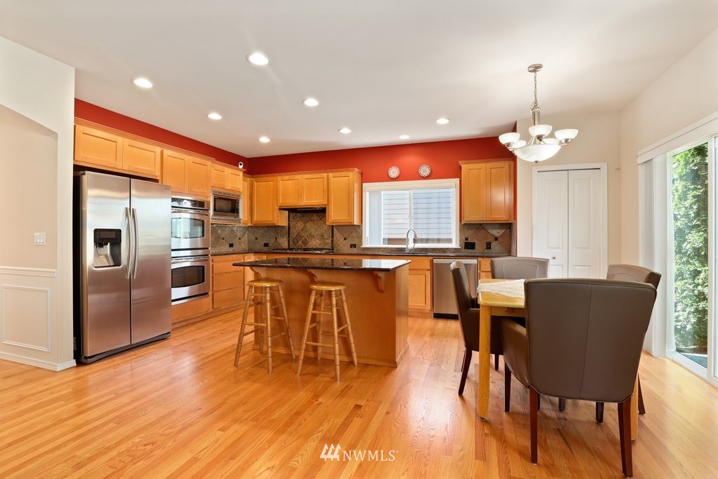 4107 220th Street Southeast Bothell, WA 98021 - Photo 13 of 39
