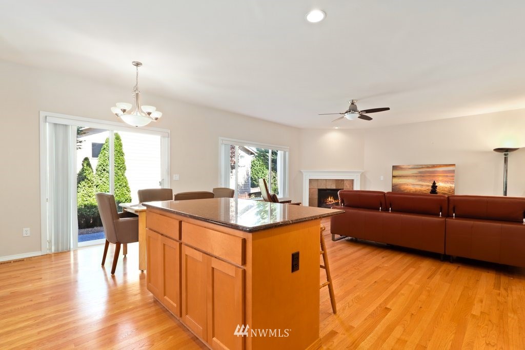 4107 220th Street Southeast Bothell, WA 98021 - Photo 14 of 39
