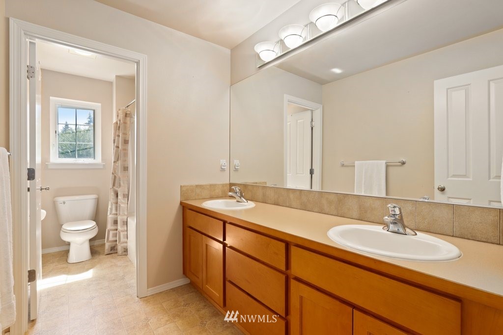 4107 220th Street Southeast Bothell, WA 98021 - Photo 27 of 39