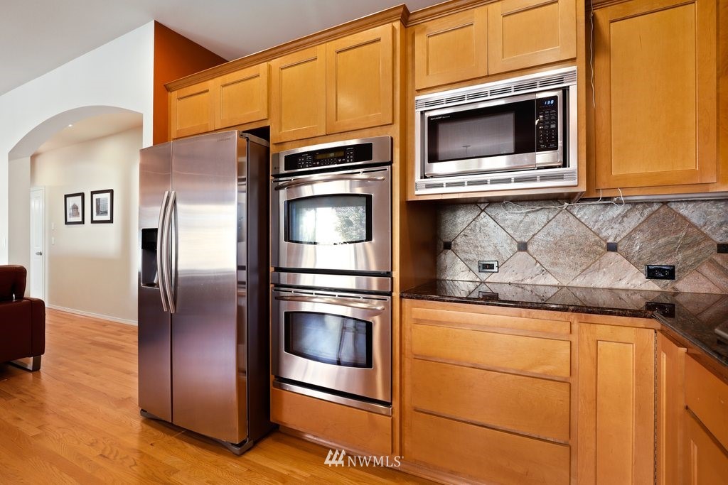 4107 220th Street Southeast Bothell, WA 98021 - Photo 8 of 39