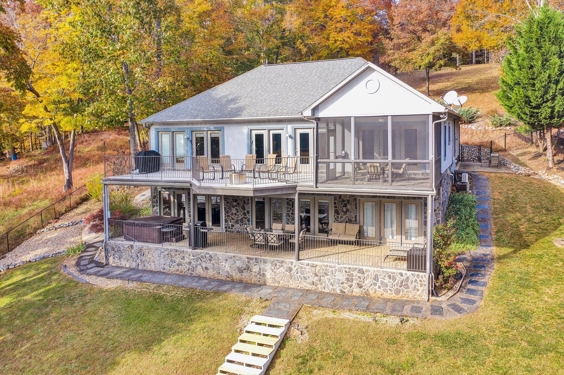1949 Morris Road Goodview, VA 24095 - Photo 5 of 62 04-102620220121