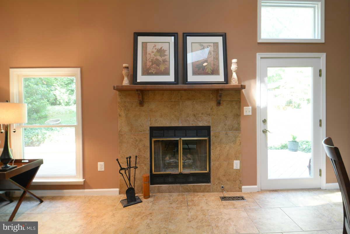 5945 Wilton Road Alexandria, VA 22310 - Photo 10 of 23 Family Room