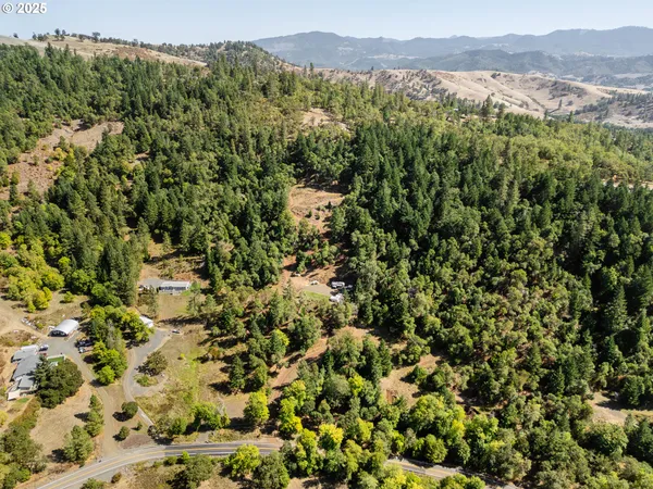 $232,000 | 1245 Sunshine Road, Roseburg, OR 97470