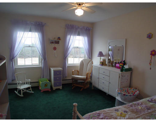 68 Derby Road Berlin, MA 01503 - Photo 19 of 23 Gallery Image 19
