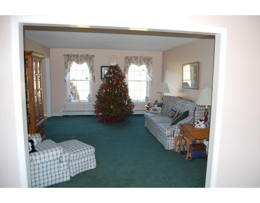68 Derby Road Berlin, MA 01503 - Photo 8 of 23 Gallery Image 8