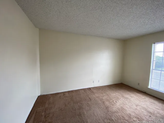 $1,000 | 8459 Cranberry Hill, Unit 3, San Antonio, TX 78254