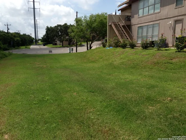 $1,000 | 8459 Cranberry Hill, Unit 3, San Antonio, TX 78254