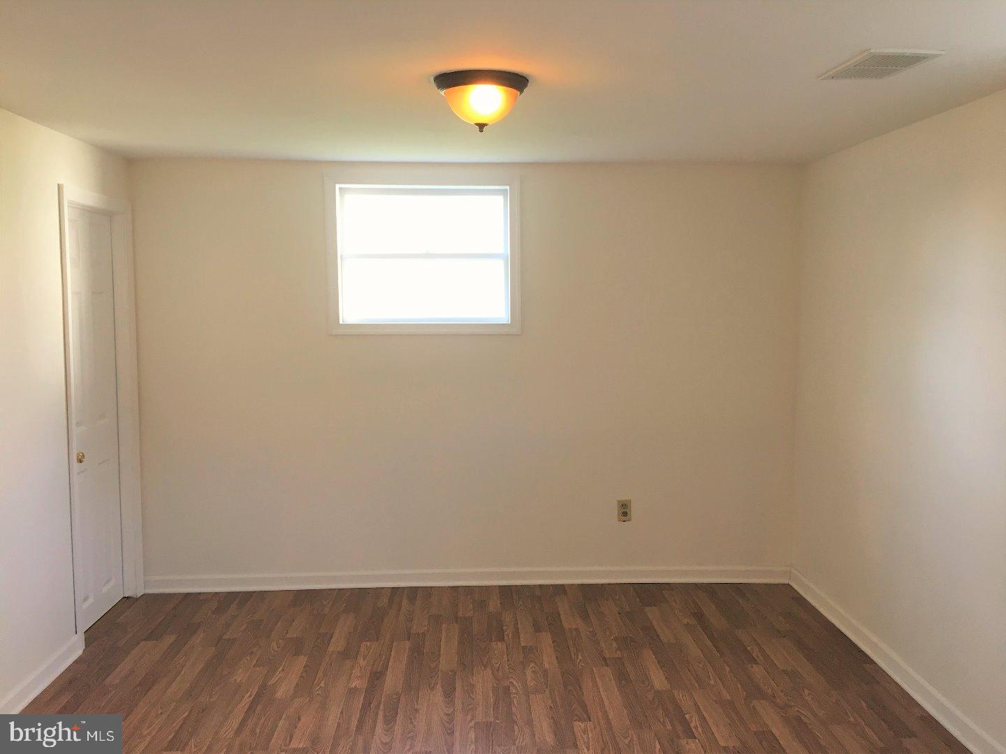 8 Dryden Road New Castle, DE 19720 - Photo 20 of 25 Bedroom 4