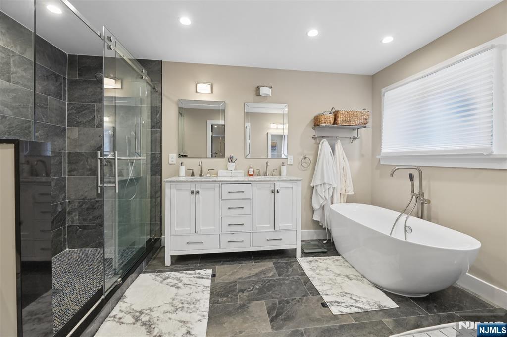 68 Serpentine Road Demarest, NJ 07627 - Photo 33 of 50