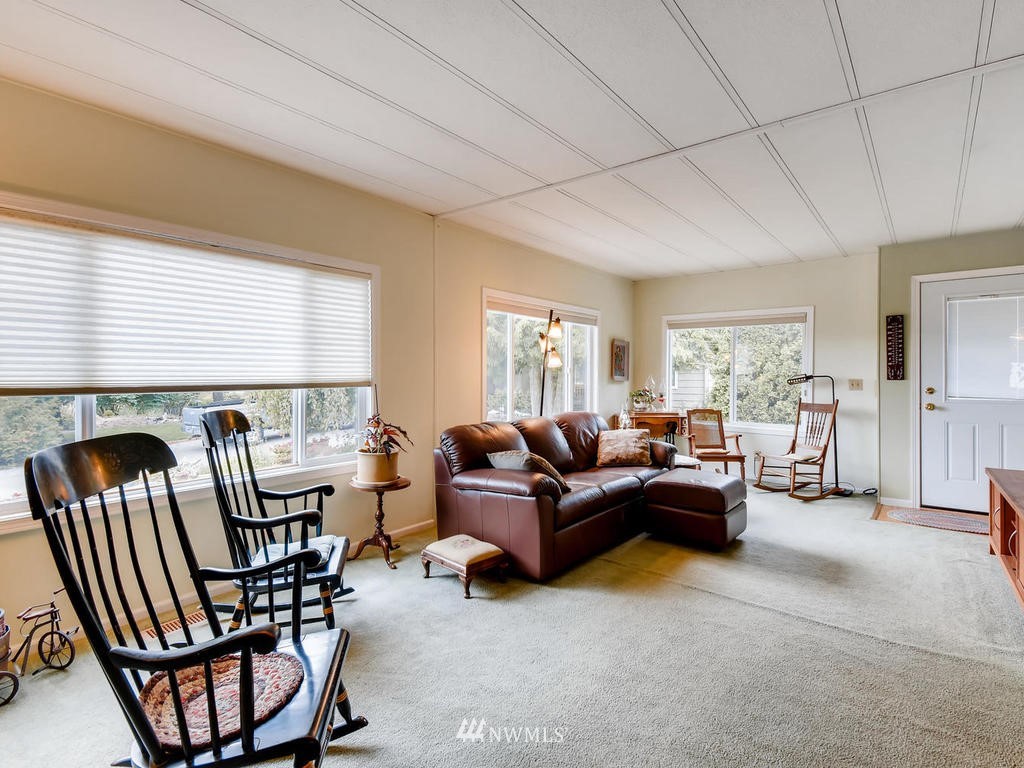23825 Willow Circle Bothell, WA 98021 - Photo 5 of 25