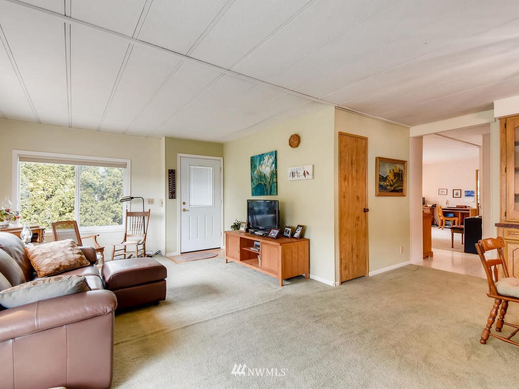 23825 Willow Circle Bothell, WA 98021 - Photo 6 of 25