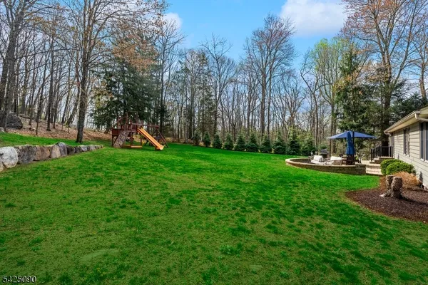 $699,999 | 21 Turkey Hill Road, Montville, NJ 07005