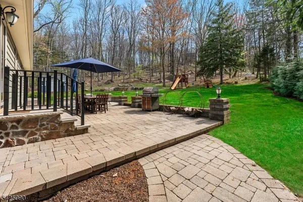 $699,999 | 21 Turkey Hill Road, Montville, NJ 07005