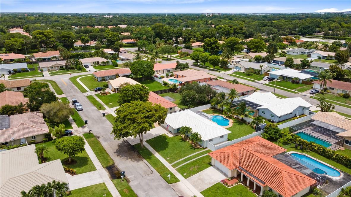 3464 Northwest 26th Court Boca Raton, FL 33434 - Photo 13 of 43 Photo 13