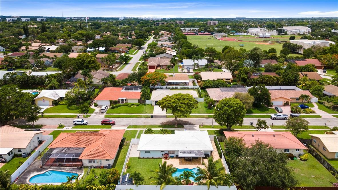 3464 Northwest 26th Court Boca Raton, FL 33434 - Photo 14 of 43 Photo 14