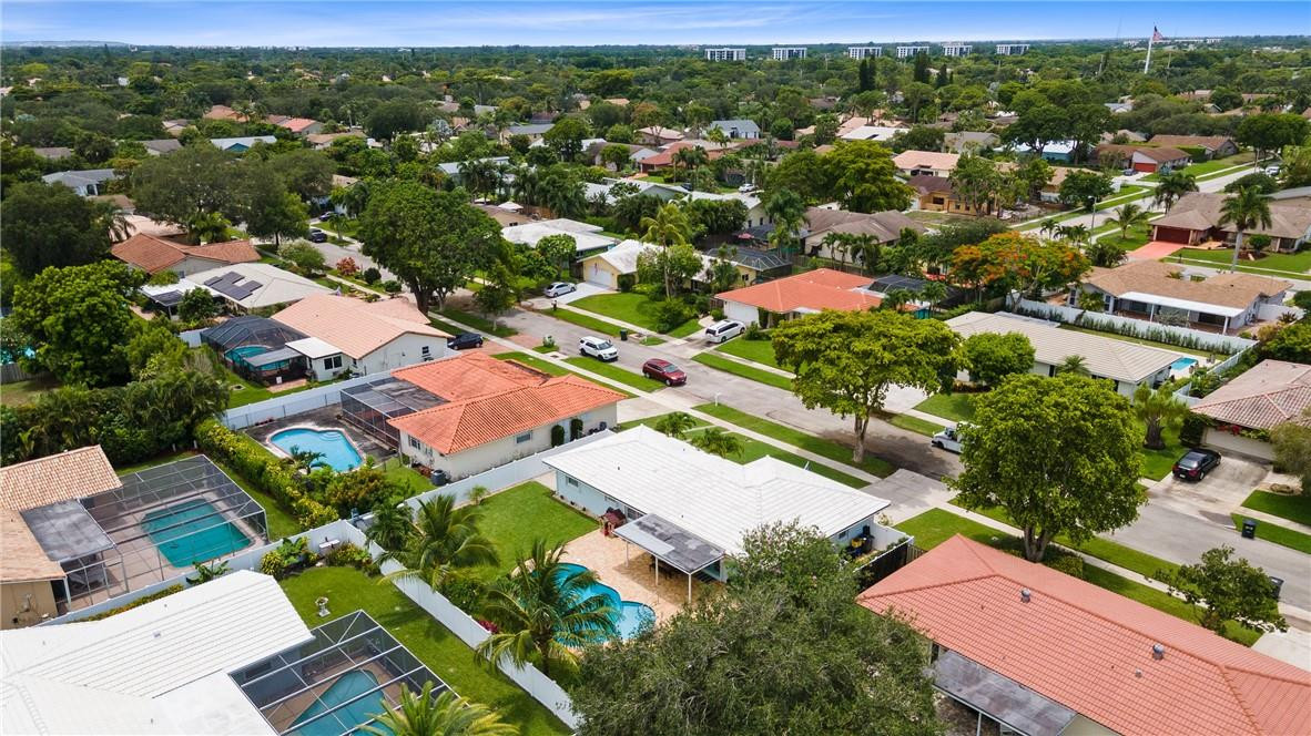 3464 Northwest 26th Court Boca Raton, FL 33434 - Photo 10 of 43 Photo 10