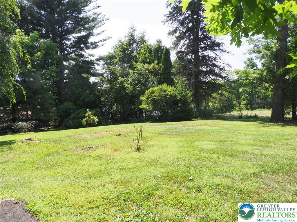 1688 Pleasant View Road Bethlehem, PA 18015 - Photo 21 of 21 Gallery Image 21