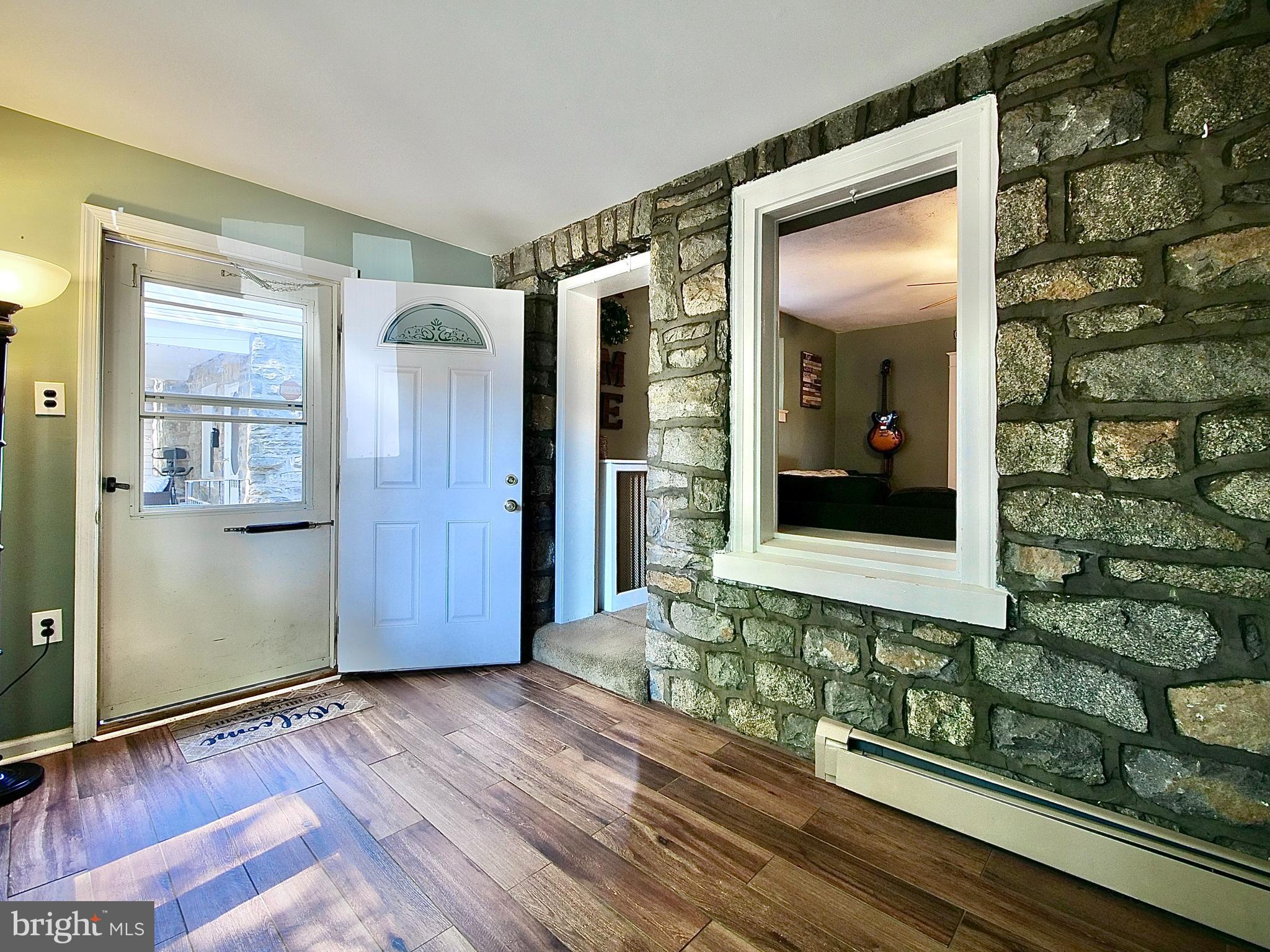 226 Ballymore Road Springfield, PA 19064 - Photo 3 of 37 Entrance