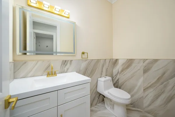 $4,500 | 6729 North 13th Street, Phoenix, AZ 85014