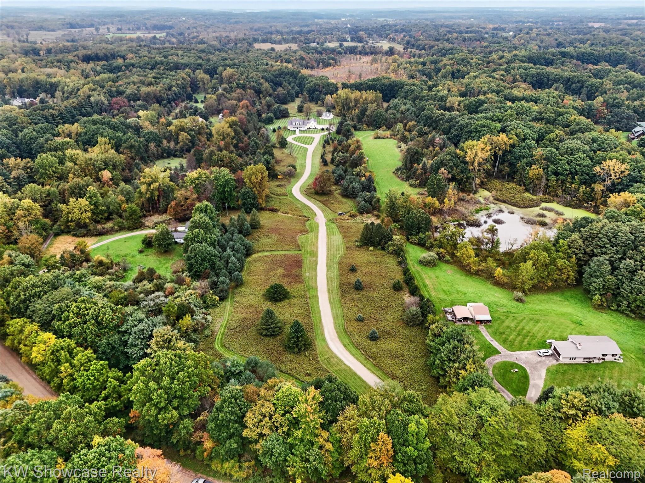 6624 West Coon Lake Road Howell, MI 48843 - Photo 82 of 84 73-6624-W-Coon-Lake-Rd-Howell-MI-48843-WindowStill.jpg