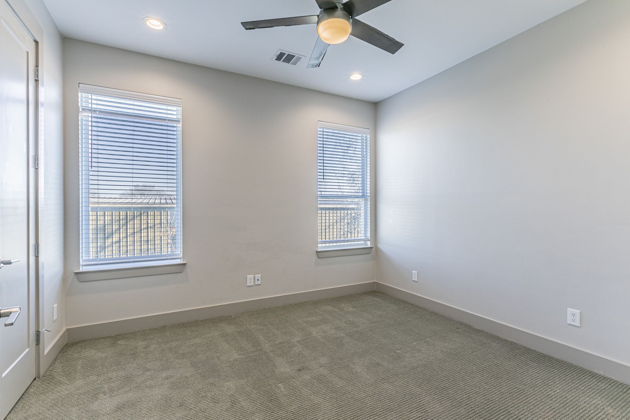 5714 Kemp Street Houston, TX 77023 - Photo 14 of 24